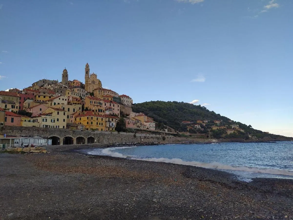 Tra Il Borgo E Il Mare Bed and Breakfast Cervo Bed & Breakfast