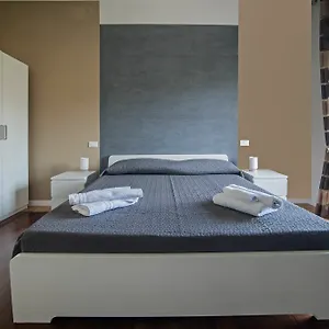 Vignola 3*, Roma Italia